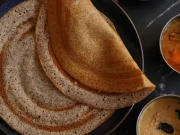 Ragi dosa served with chutney